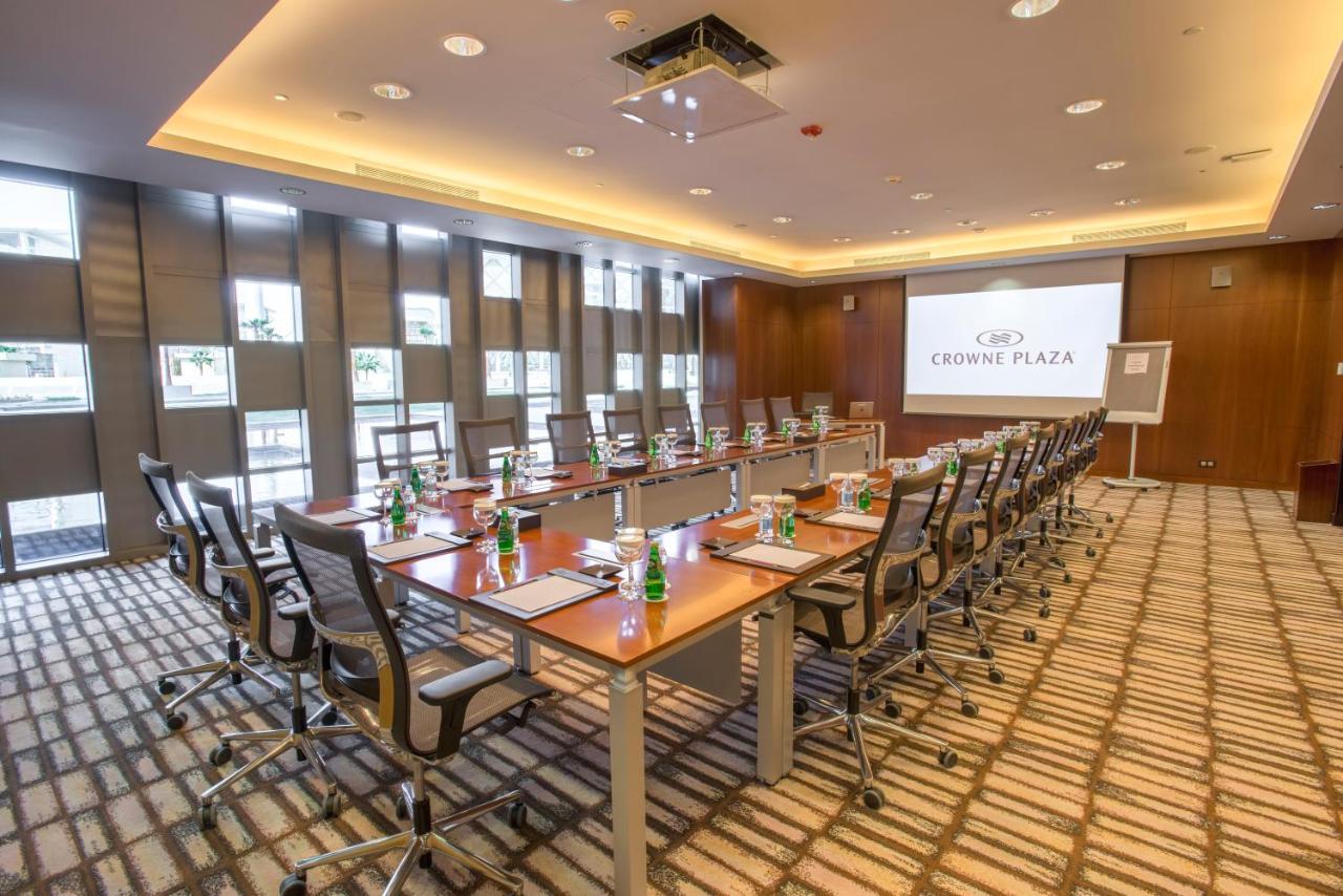 Crowne Plaza Riyadh - Rdc Hotel & Convention By Ihg מראה חיצוני תמונה Meeting room