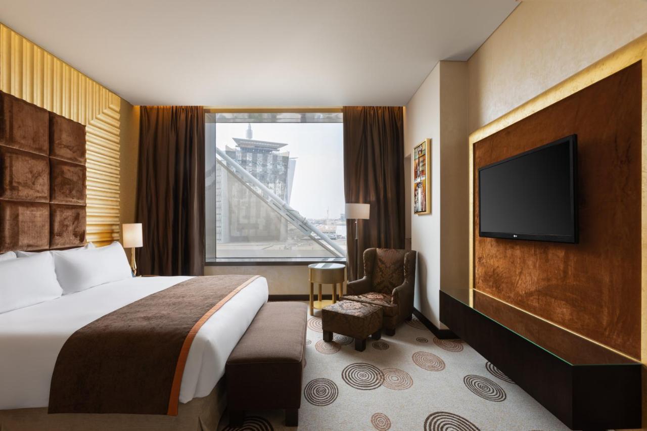 Crowne Plaza Riyadh - Rdc Hotel & Convention By Ihg חדר תמונה Deluxe room