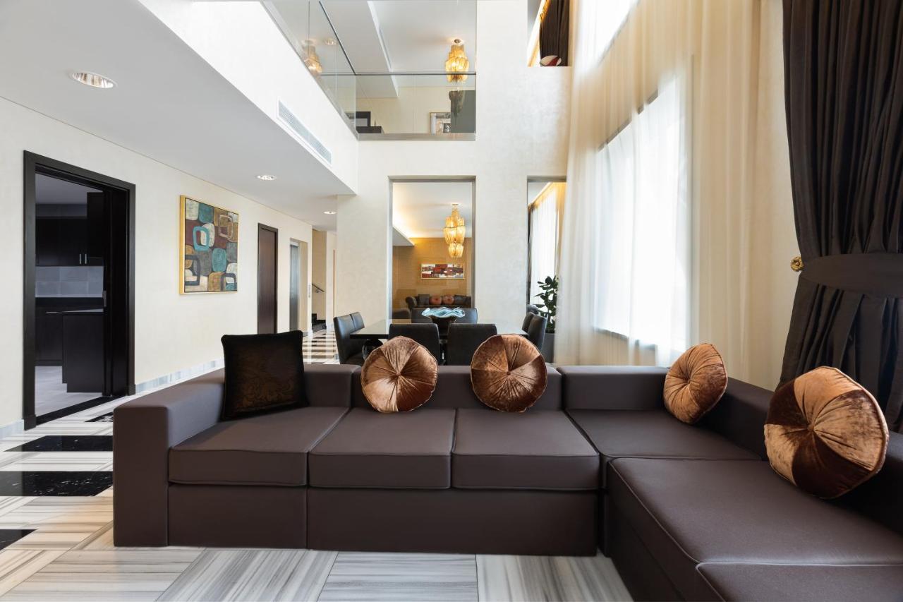 Crowne Plaza Riyadh - Rdc Hotel & Convention By Ihg מראה חיצוני תמונה A living room in a modern house
