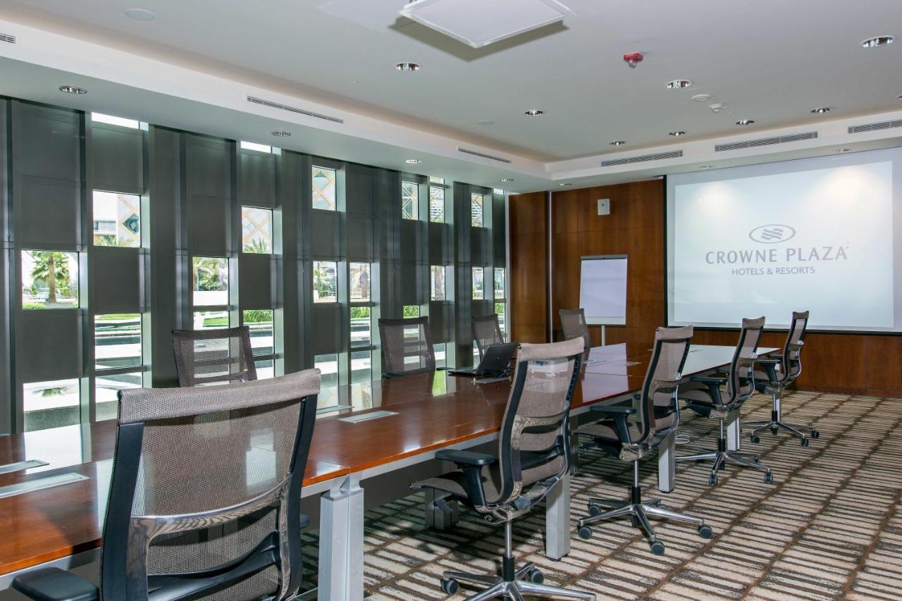 Crowne Plaza Riyadh - Rdc Hotel & Convention By Ihg מראה חיצוני תמונה Meeting room