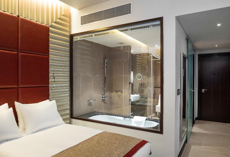 Crowne Plaza Riyadh - Rdc Hotel & Convention By Ihg מראה חיצוני תמונה A room at the hotel